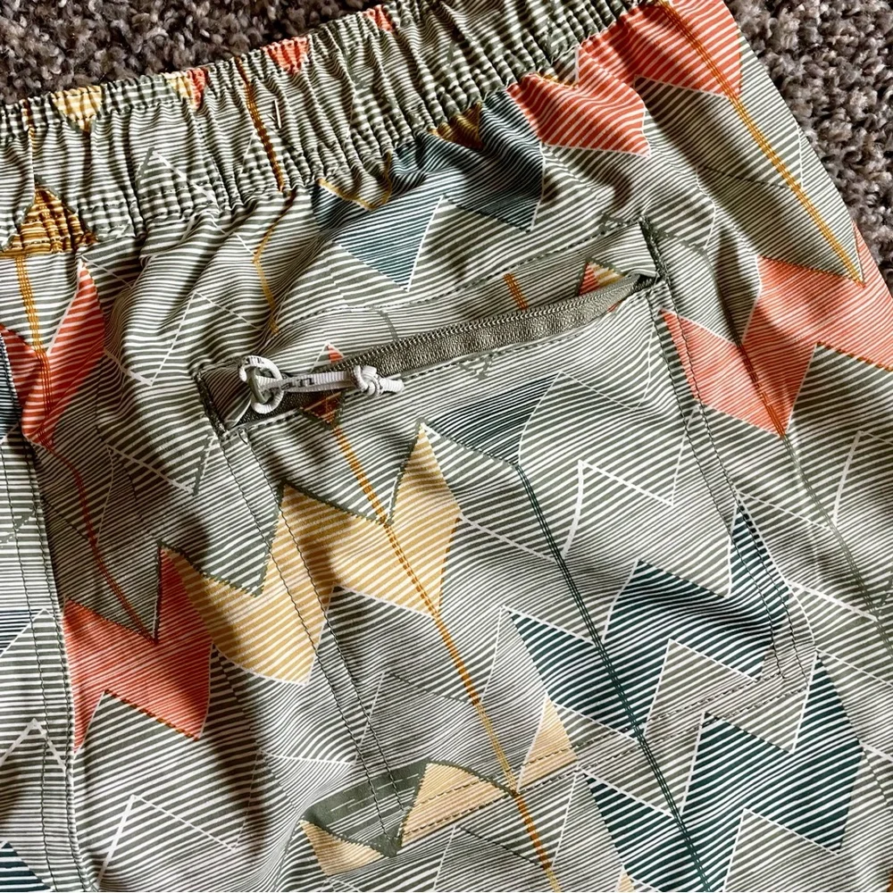 L.L. Bean Geometric Chevron Patterned Shorts Green and Orange Swim Trunks Large - Picture 7 of 14